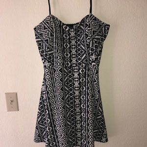 Dress black/white print